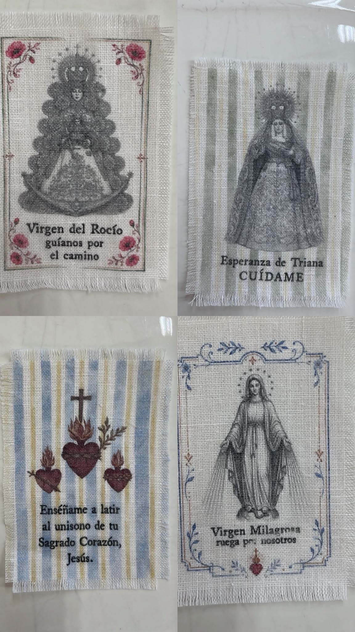 REVELADOS LINO
*MEDIDAS* 9cm de largo x 6’5 cm de ancho. Consúltame y te lo activo