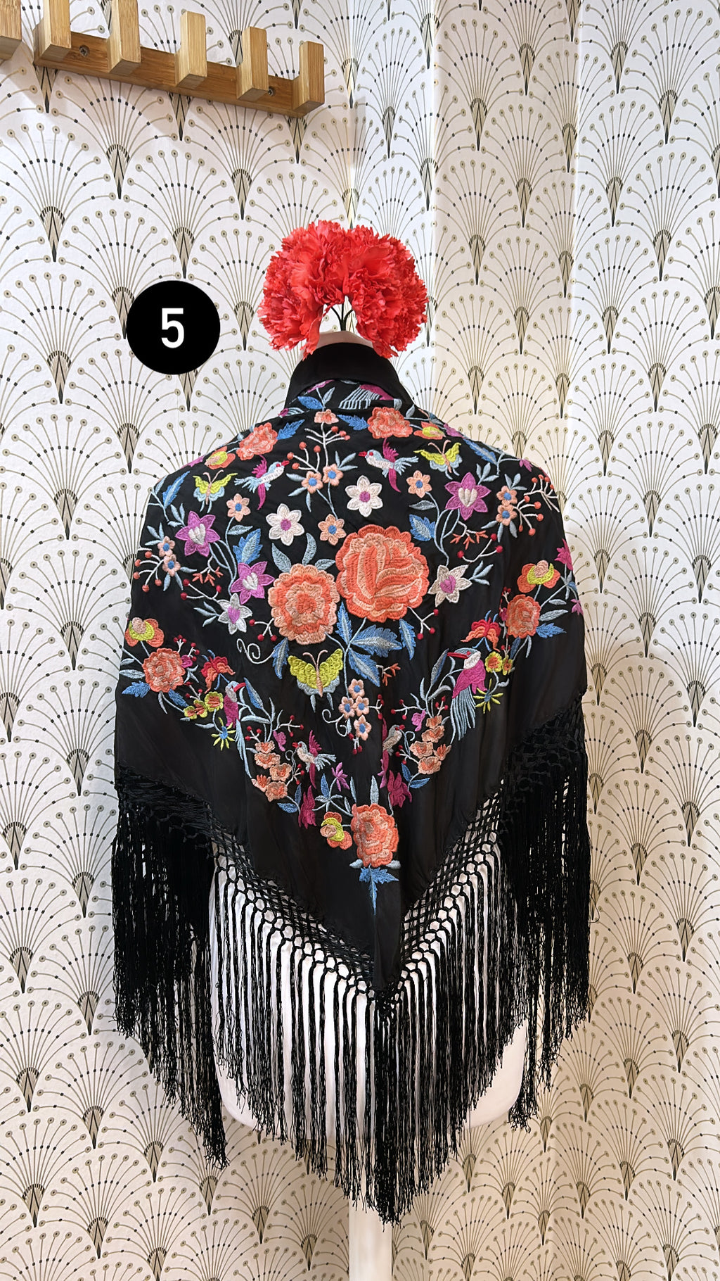 Mantones en tonos negro queda 7,8,9