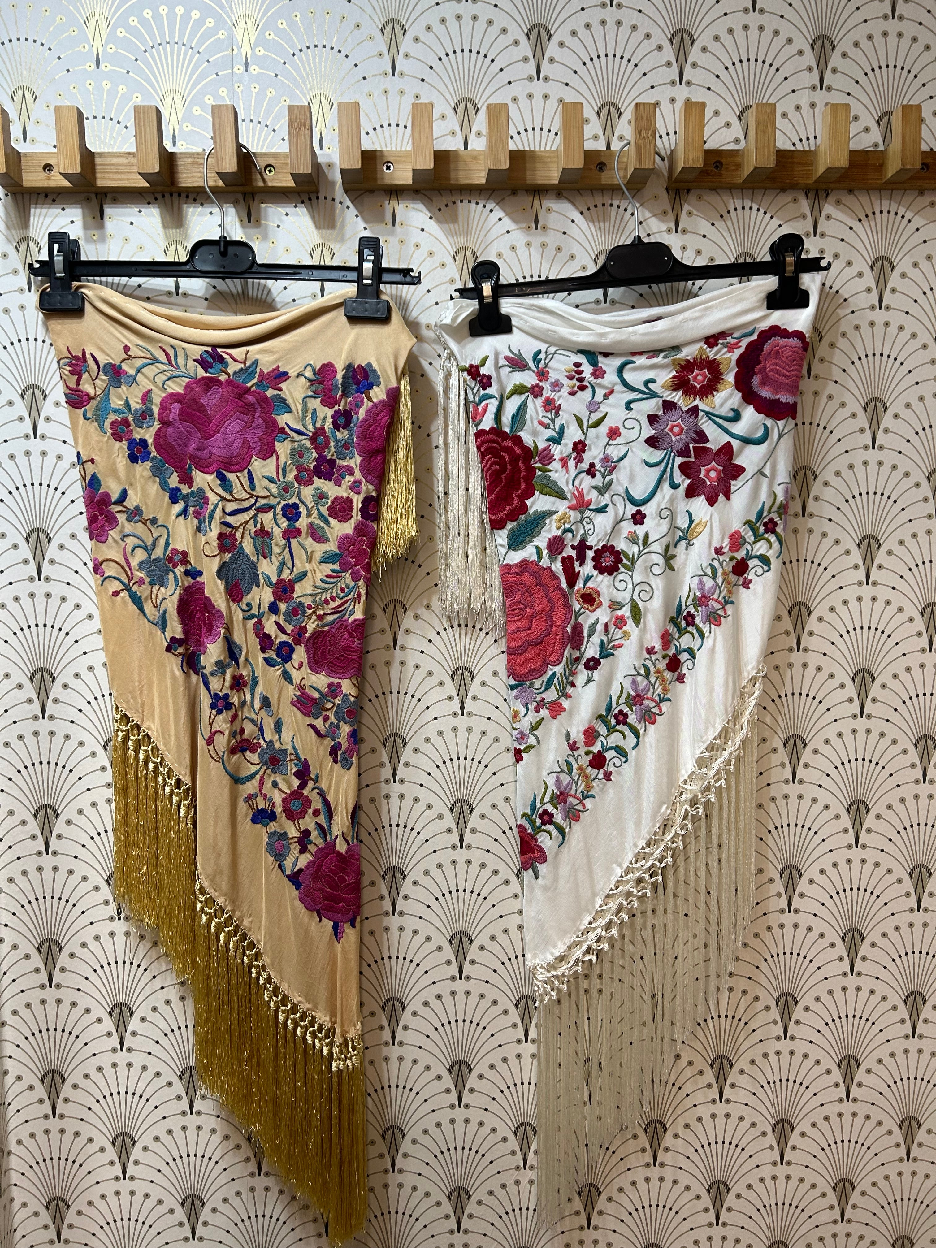 Mantón blanco,crudo