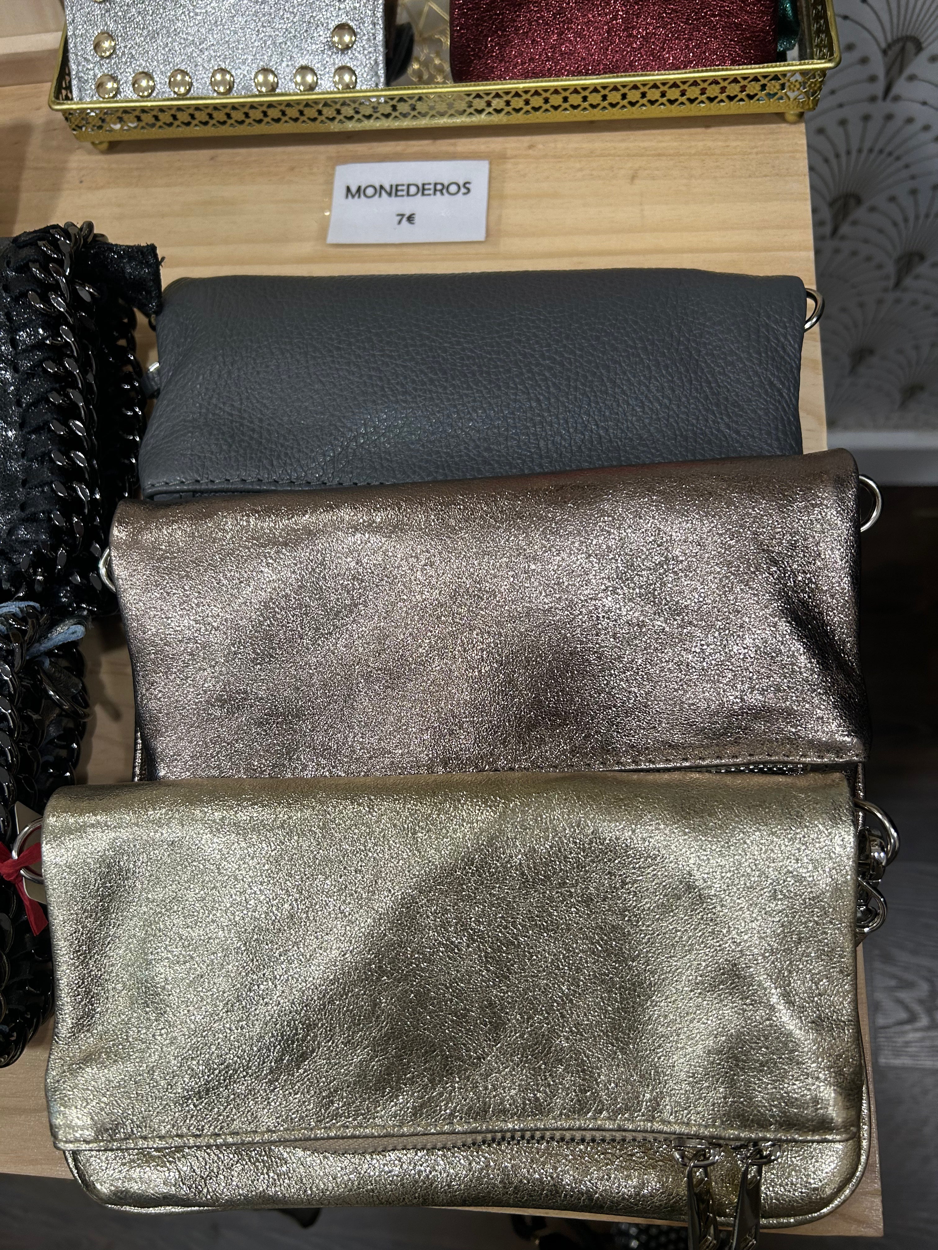 Katerina mini. (este modelo es más pequeño que el modelo normal)