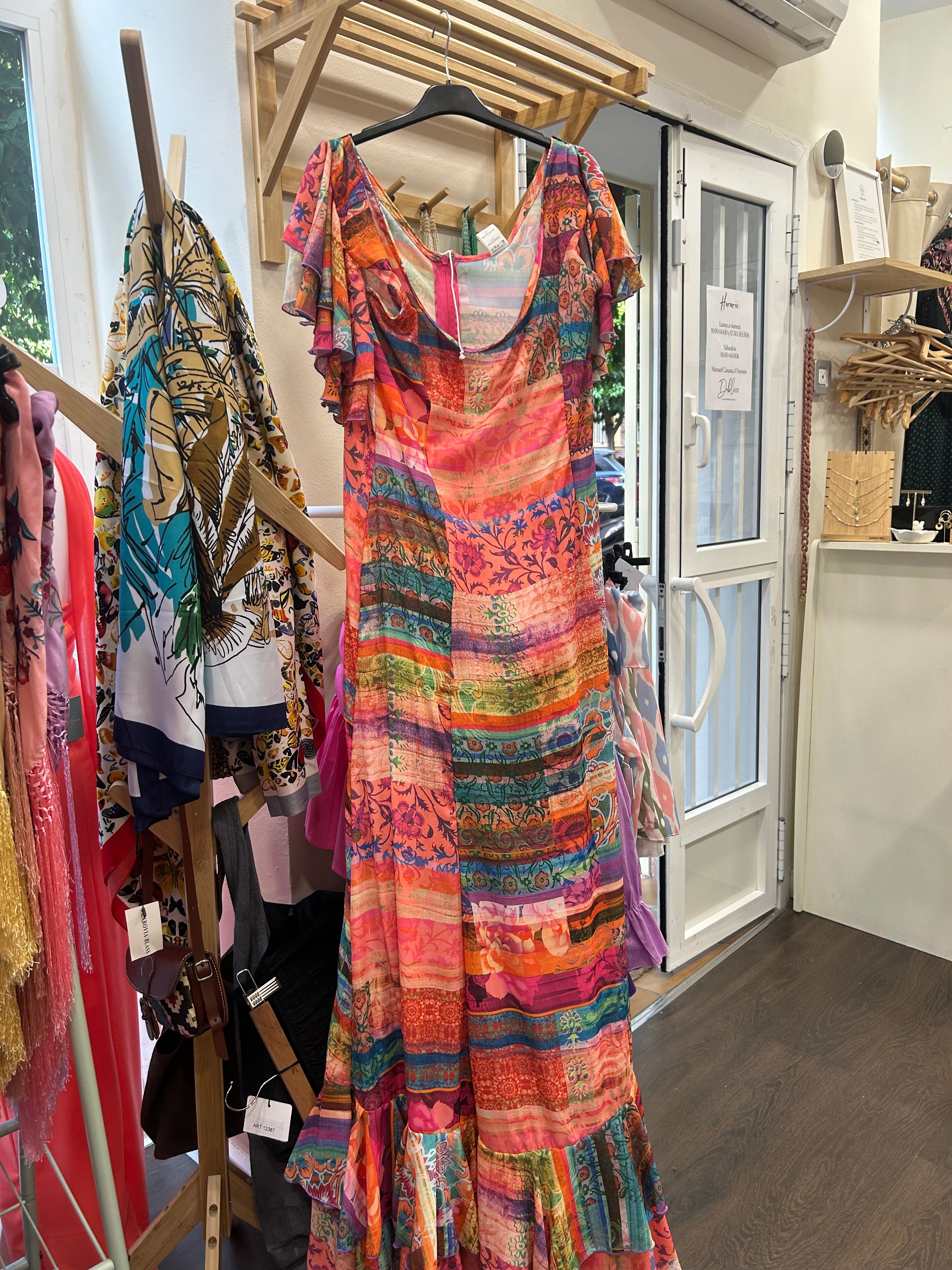 Bata Huelva tenemos talla 36/38/42/46, talla pequeño