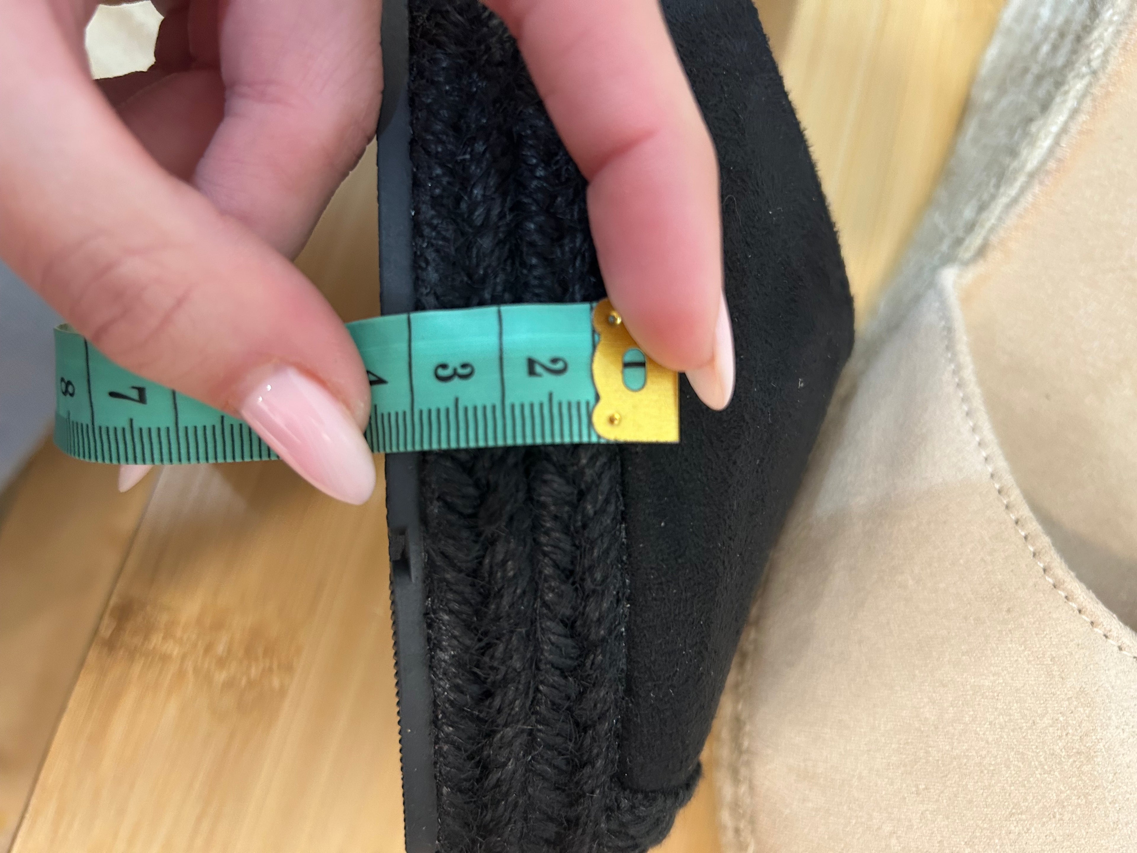 Cuñas negras talla normal