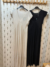 Cargar imagen en el visor de la galería, Vestido Ana
