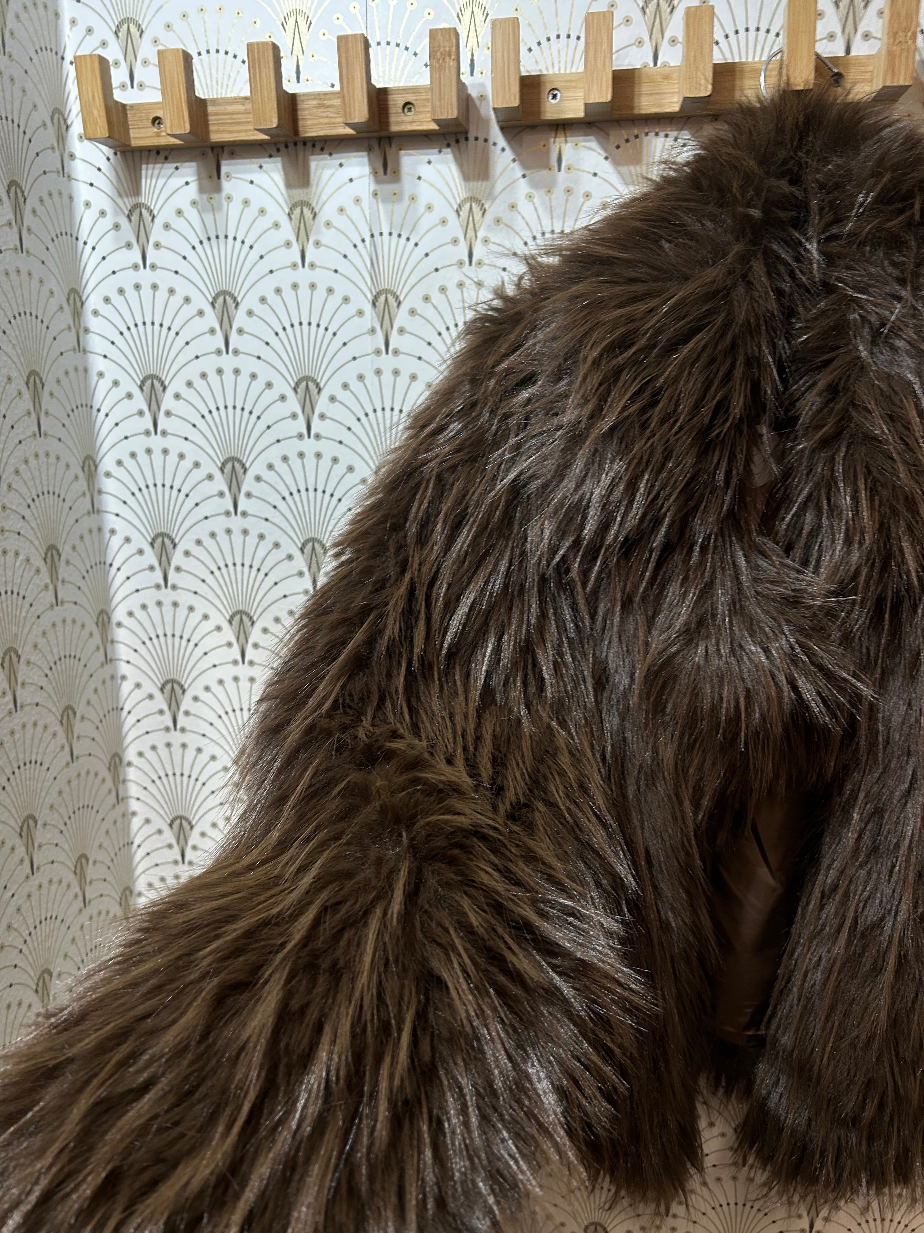 ABRIGO PELO CHOCOLATE