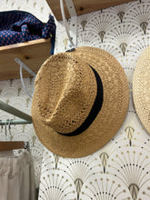 Cargar imagen en el visor de la galería, SOMBRERO
