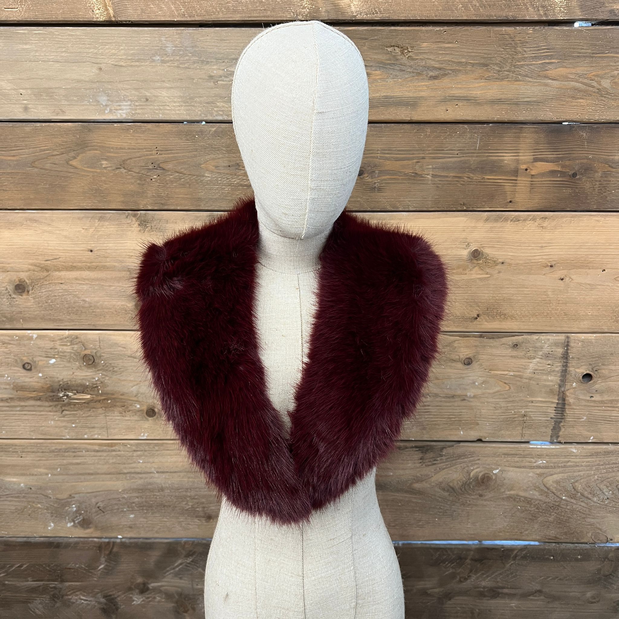 Cuello pelo sintético (se van reponiendo resto de colores)