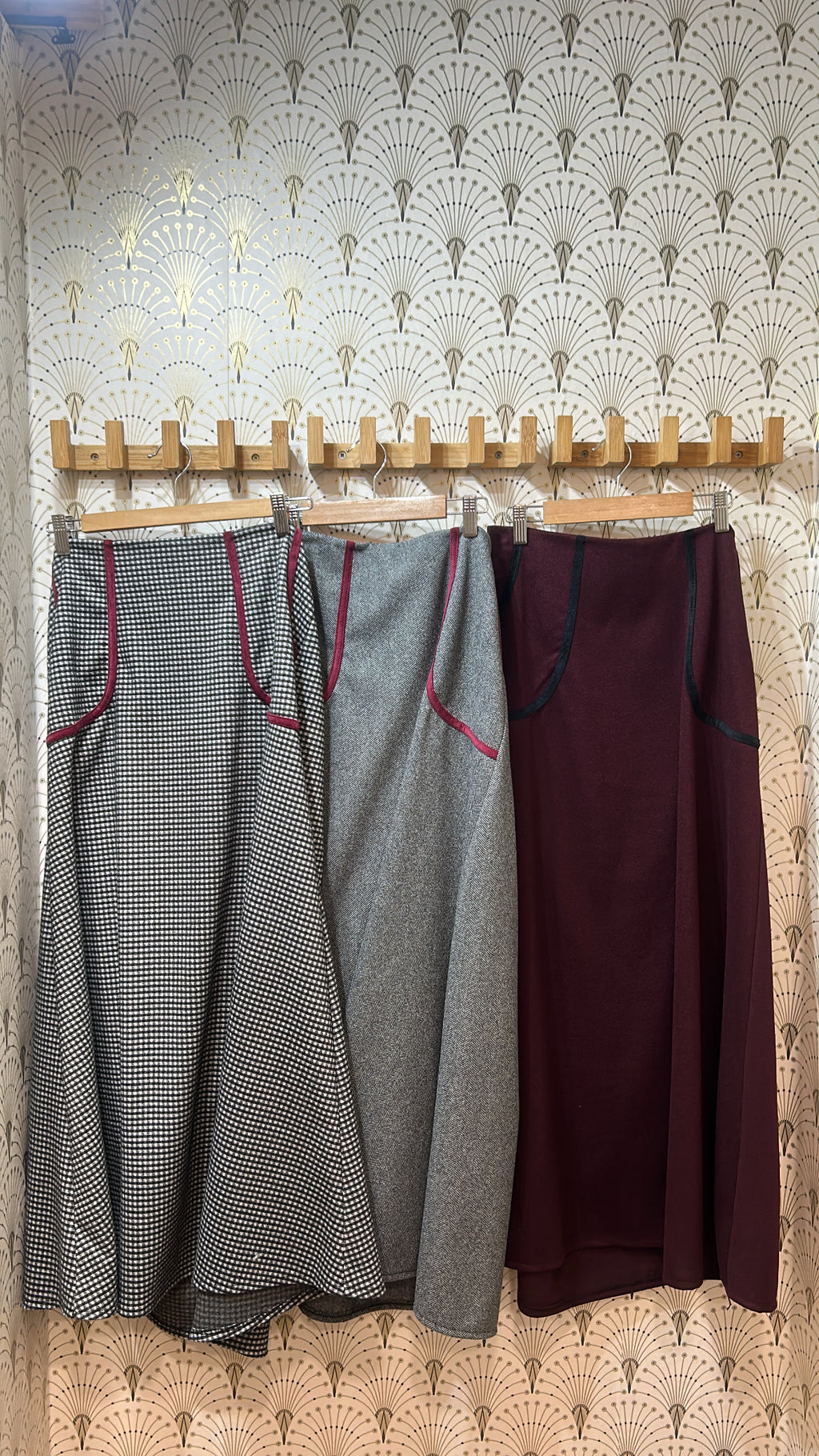 FALDA ATENEA talla grande. apartir 38