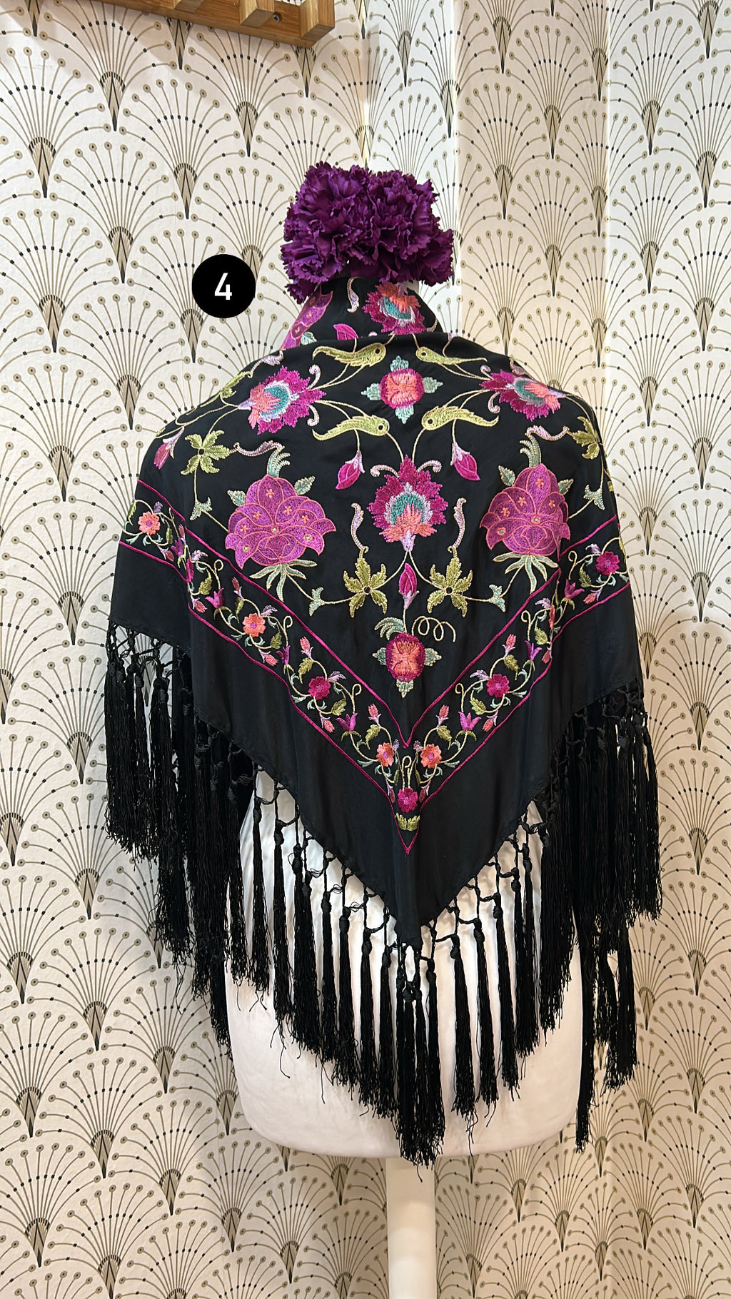 Mantones en tonos negro queda 7,8,9