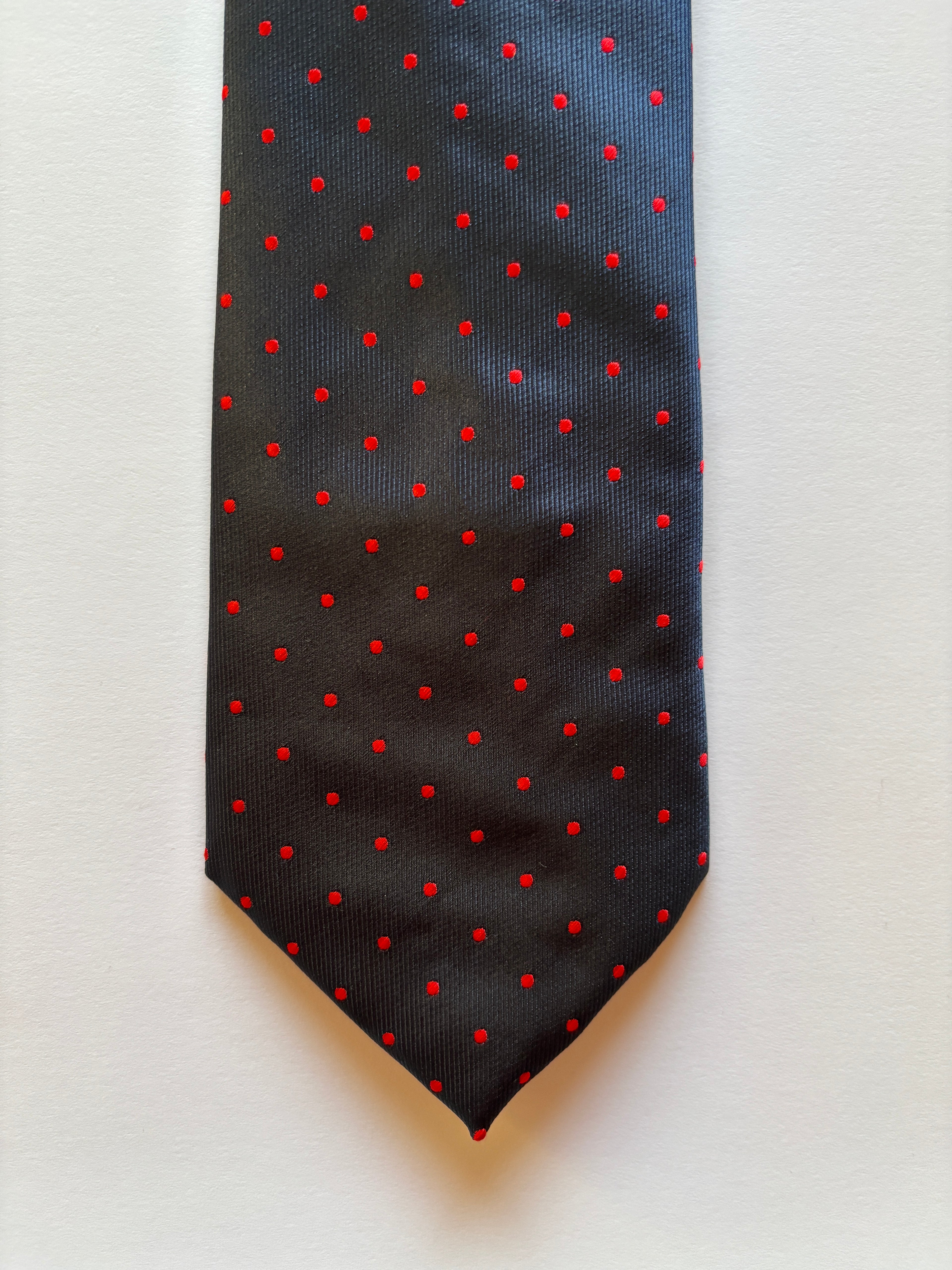 CORBATA PUNTOS ROJOS