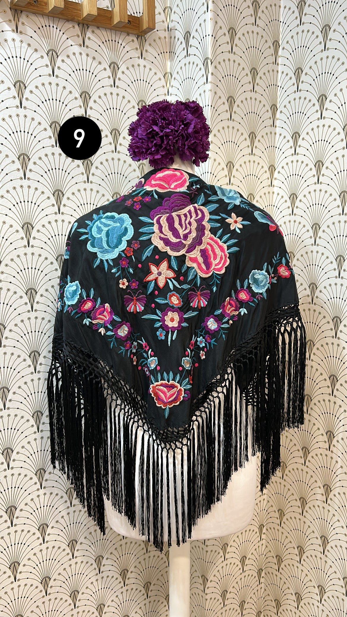 Mantones en tonos negro queda 7,8,9