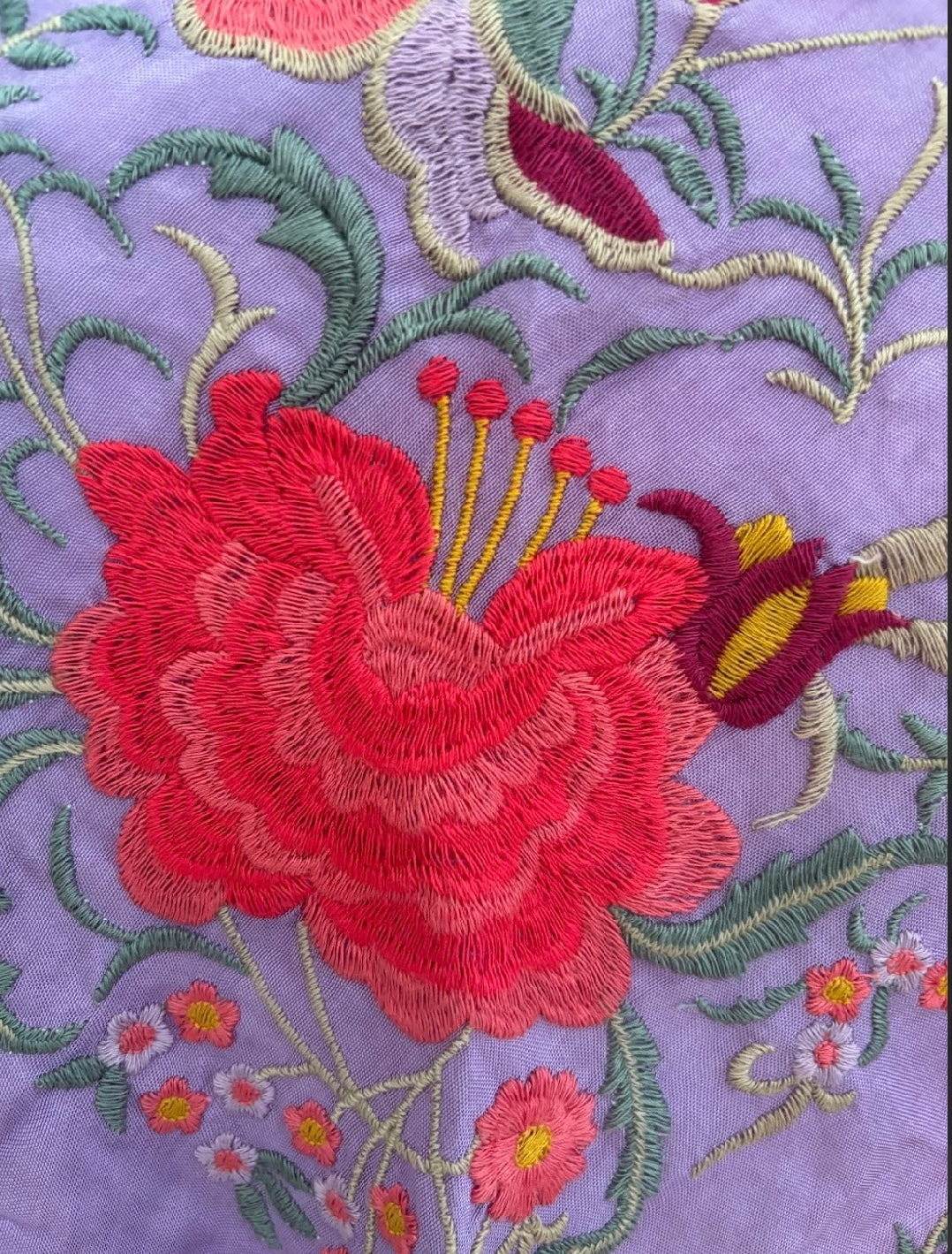 Mantón Garrotín lila