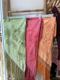 Mantones especiales. Lima y rosa 90€. Mandarina 140€. consultame.