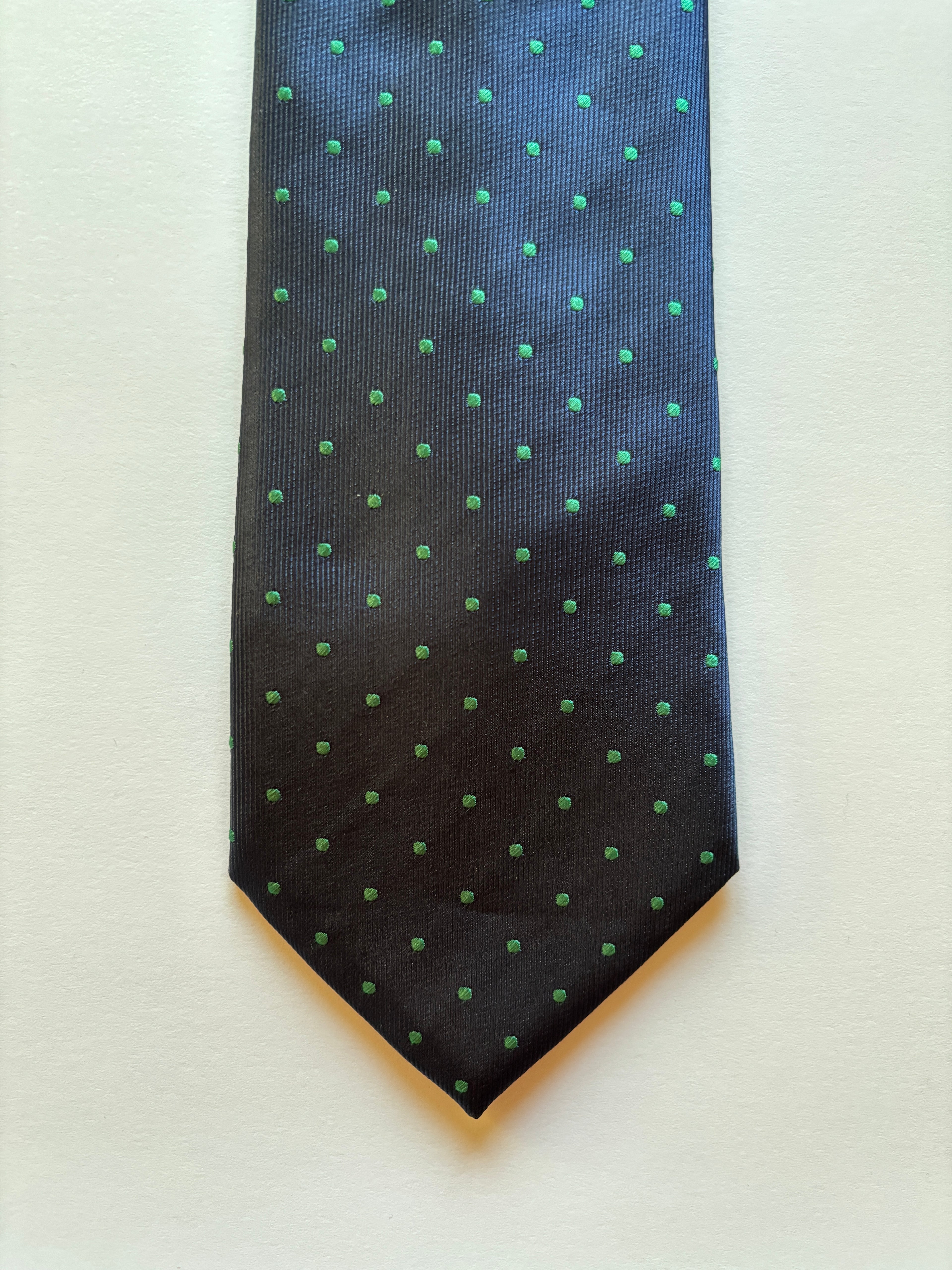 CORBATAS PUNTOS VERDES