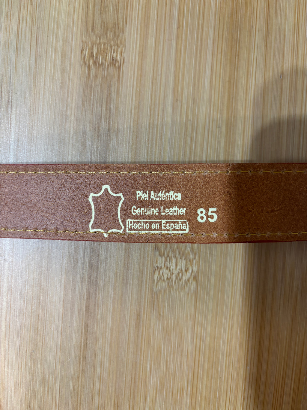 CINTURÓN HEBILLA REDONDA BURDEOS