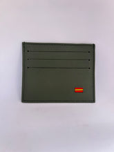 Cargar imagen en el visor de la galería, TARJETERO PIEL VERDE
