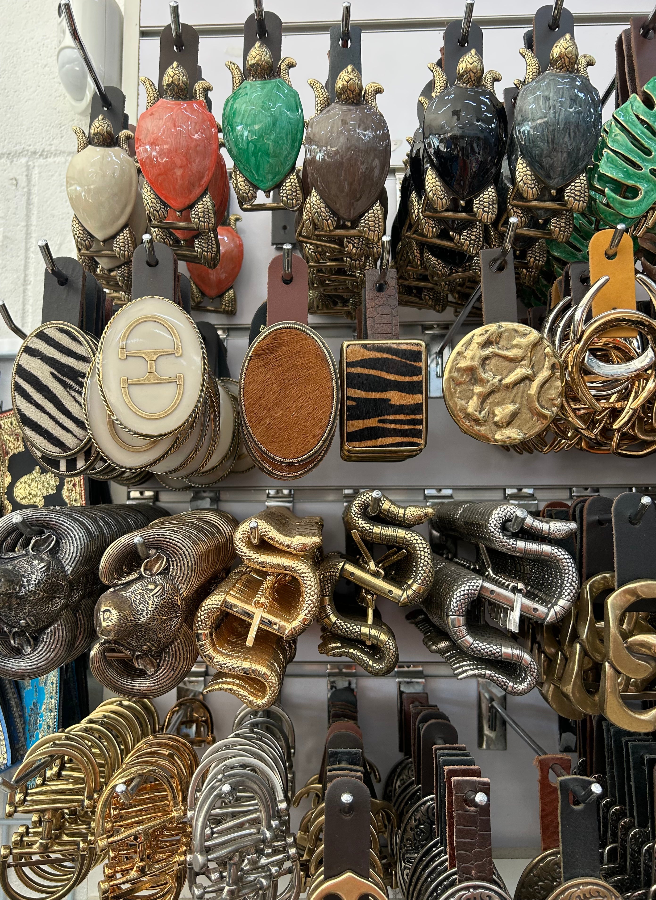 Hebillas, escríbenos un correo con tu número de pedido y la hebilla que quieres