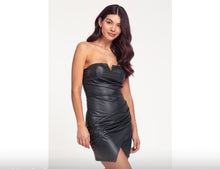 Cargar imagen en el visor de la galería, Vestido polipiel 11177
